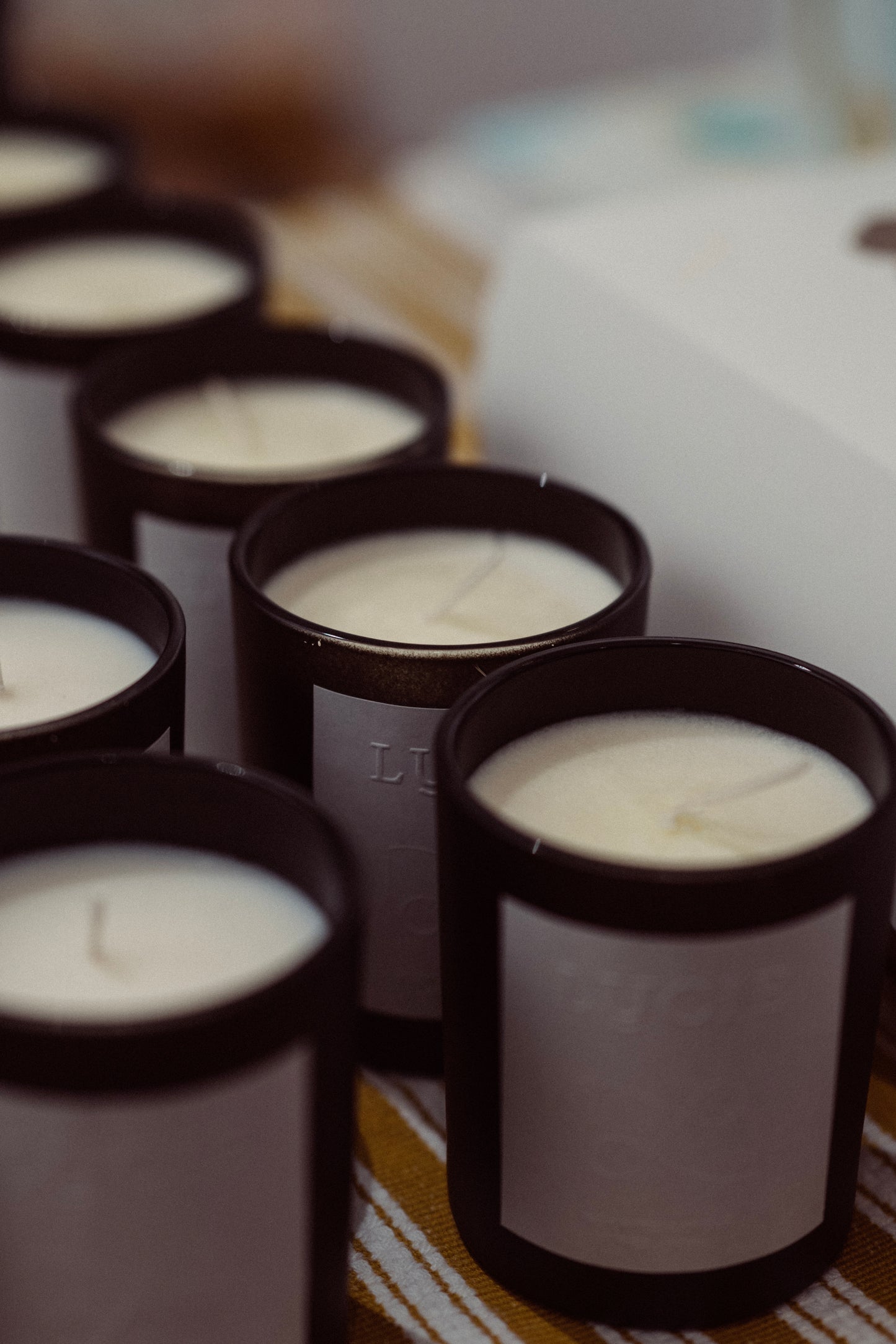 Lucie Handpoured Number.5 蠟燭 - 橙花